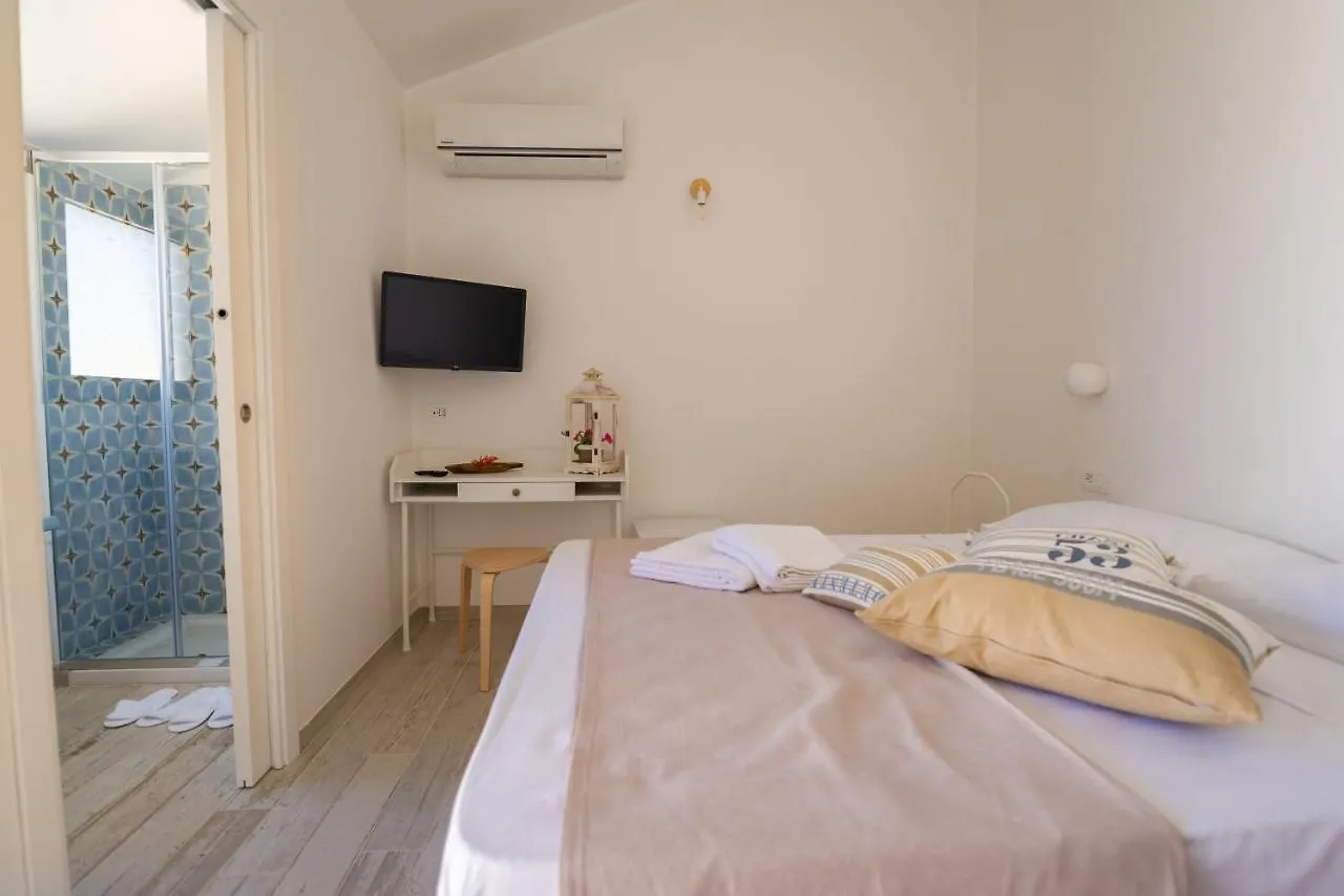 Hotel Tipino à Pizzolungo Italie