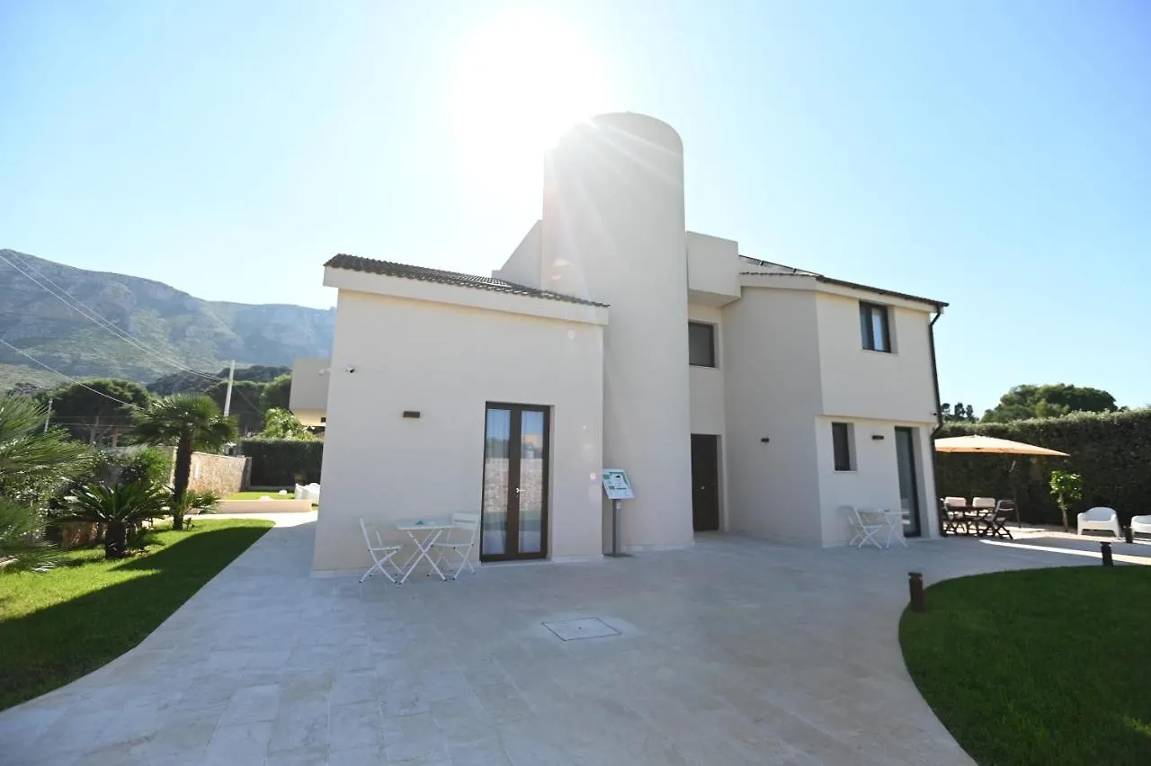 Hotel Tipino Pizzolungo 0*,  Italia